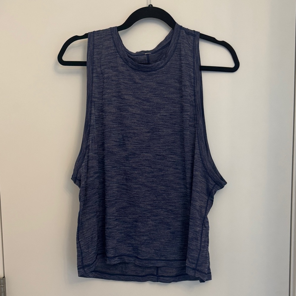 Lululemon muscle tee, perfect for layering